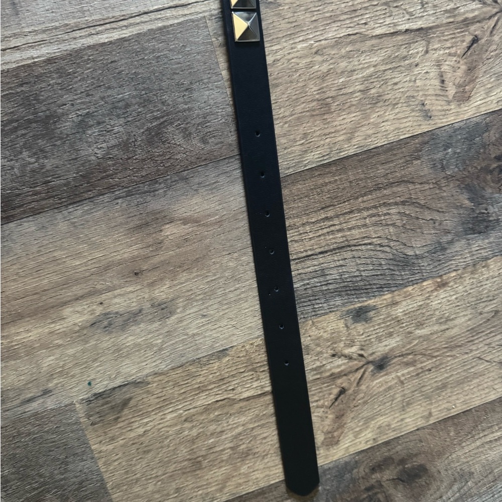 Wild Fable Black Belt with Silver Pyramid Studs - Picture 5 of 11